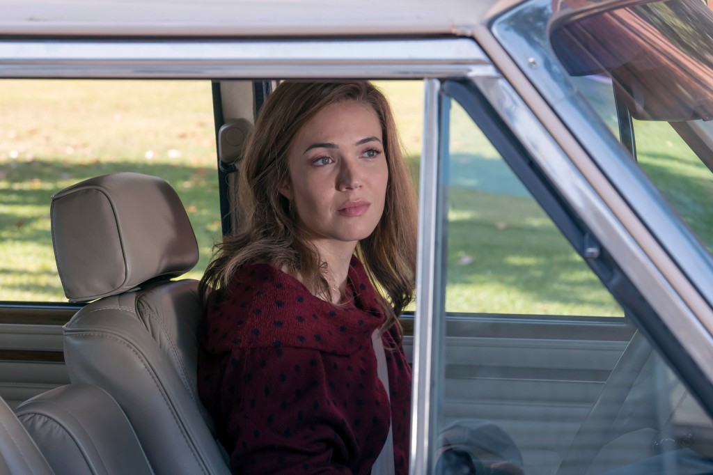Rebecca (Mandy Moore) au volant de la voiture familiale.