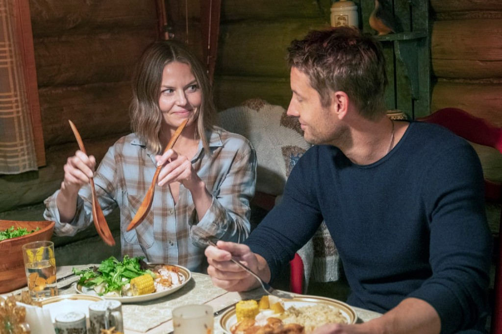 Cassidy (Jennifer Morrison) et Kevin (Justin Hartley) partaget un bon repas.